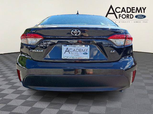 Used 2024 Toyota Corolla LE FWD image 5