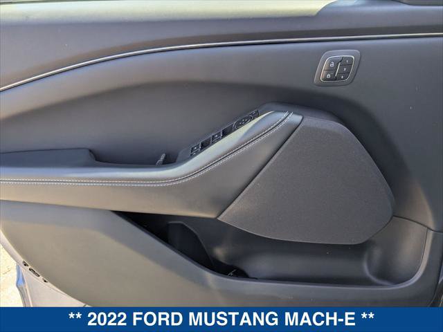 Certified 2022 Ford Mustang Mach-E Select w/ Comfort/Technology Package AWD/4WD image 10