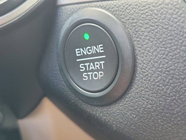 Certified 2020 Ford Escape SEL FWD image 30