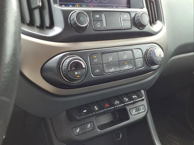 Used 2022 Chevrolet Colorado Z71 w/ Z71 Midnight Edition RWD image 28