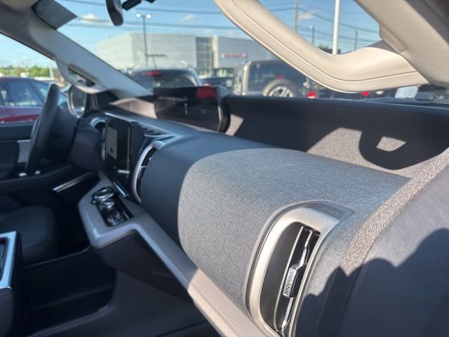 Certified 2025 Ford Expedition Max Active AWD/4WD image 28