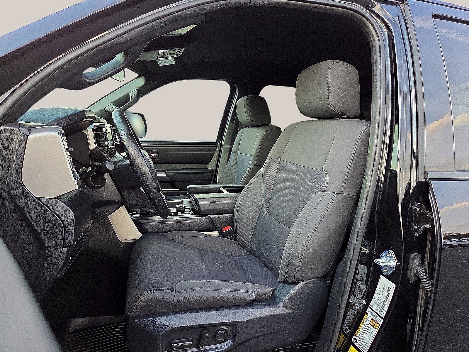 Used 2025 Toyota Tundra SR5 AWD/4WD image 16