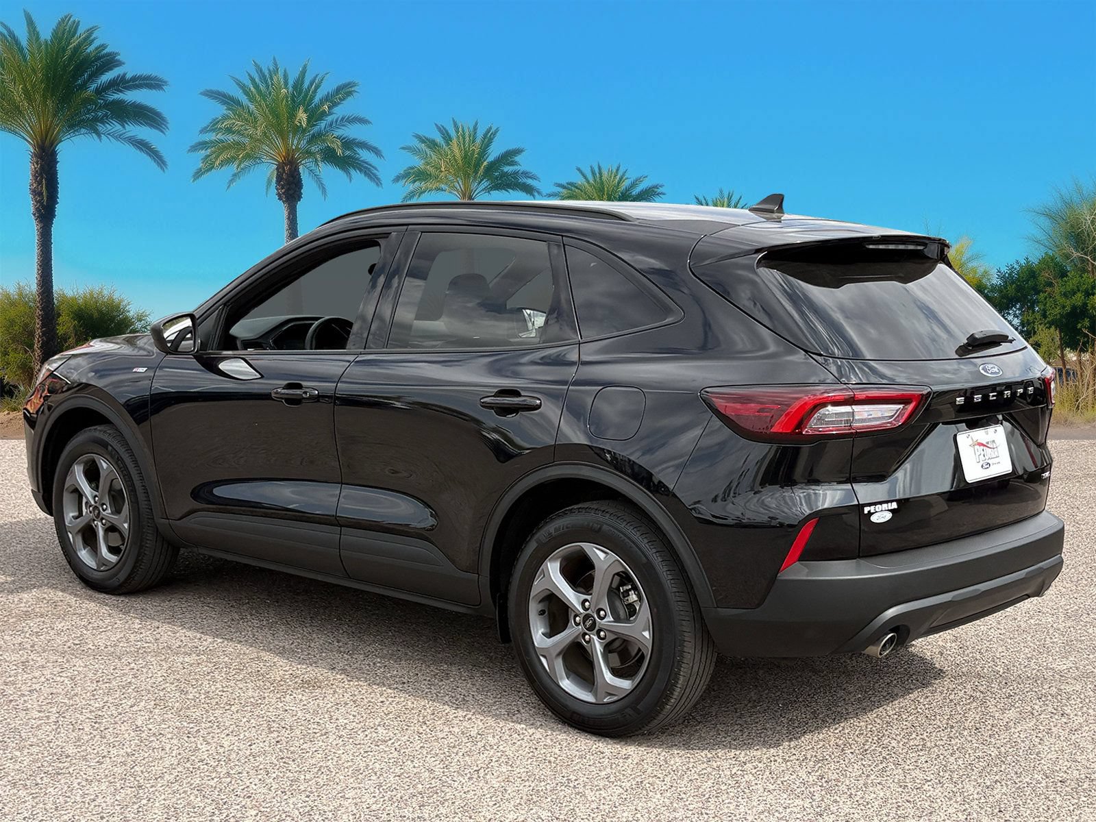 Certified 2025 Ford Escape ST-Line AWD/4WD image 3