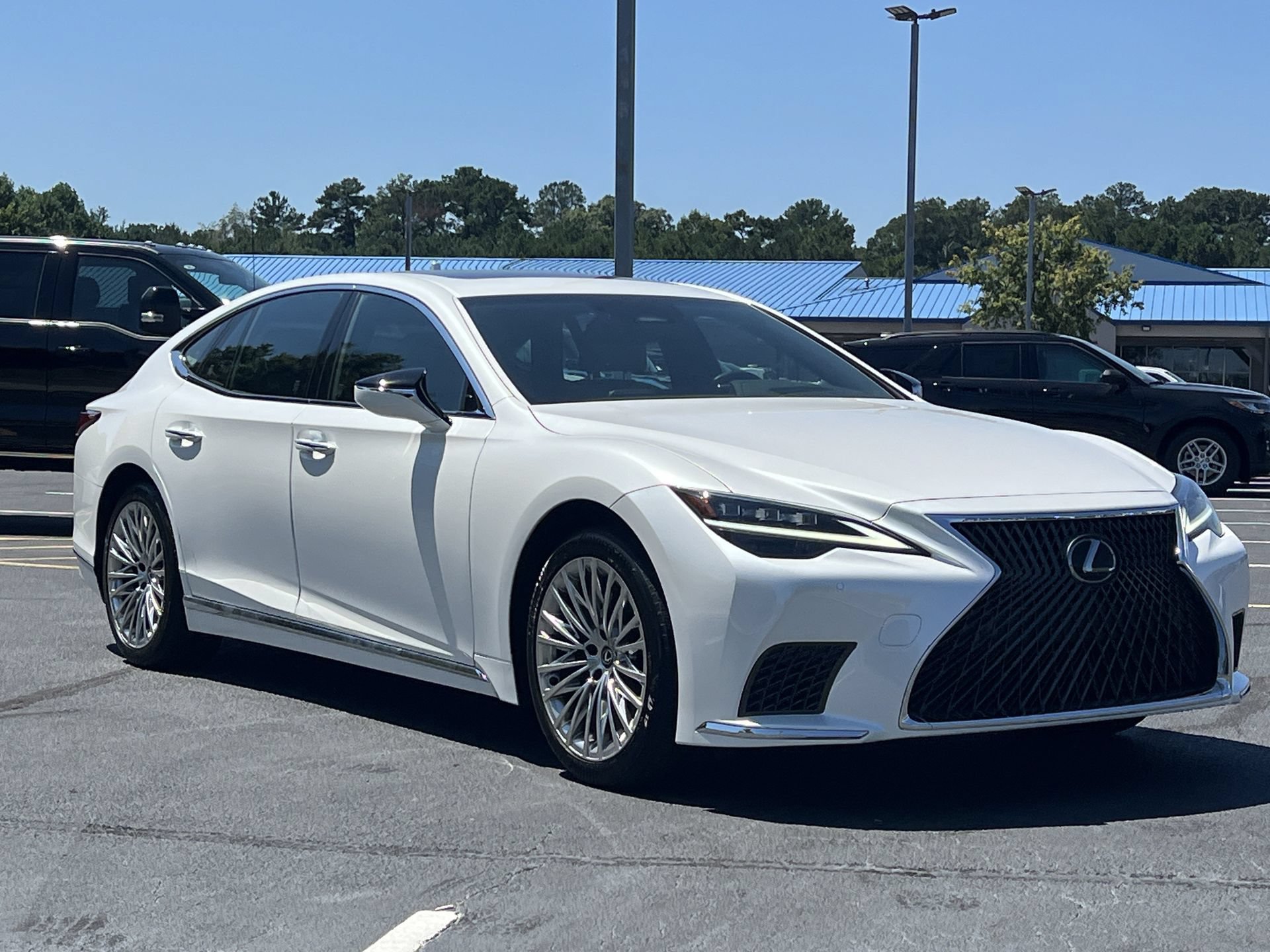 Used 2024 Lexus LS 500 RWD image 29