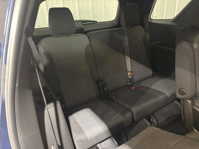 Used 2023 Chevrolet Traverse LT image 31