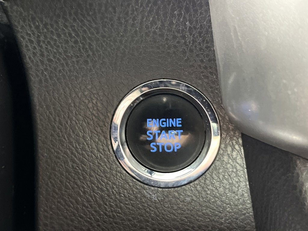 Used 2018 Toyota Highlander Limited image 23