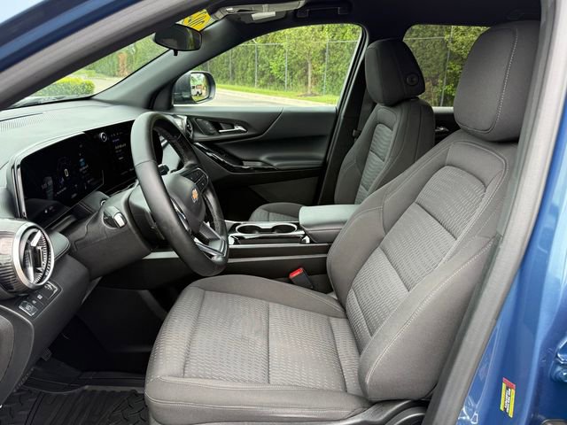 Used 2025 Chevrolet Equinox LT FWD image 6