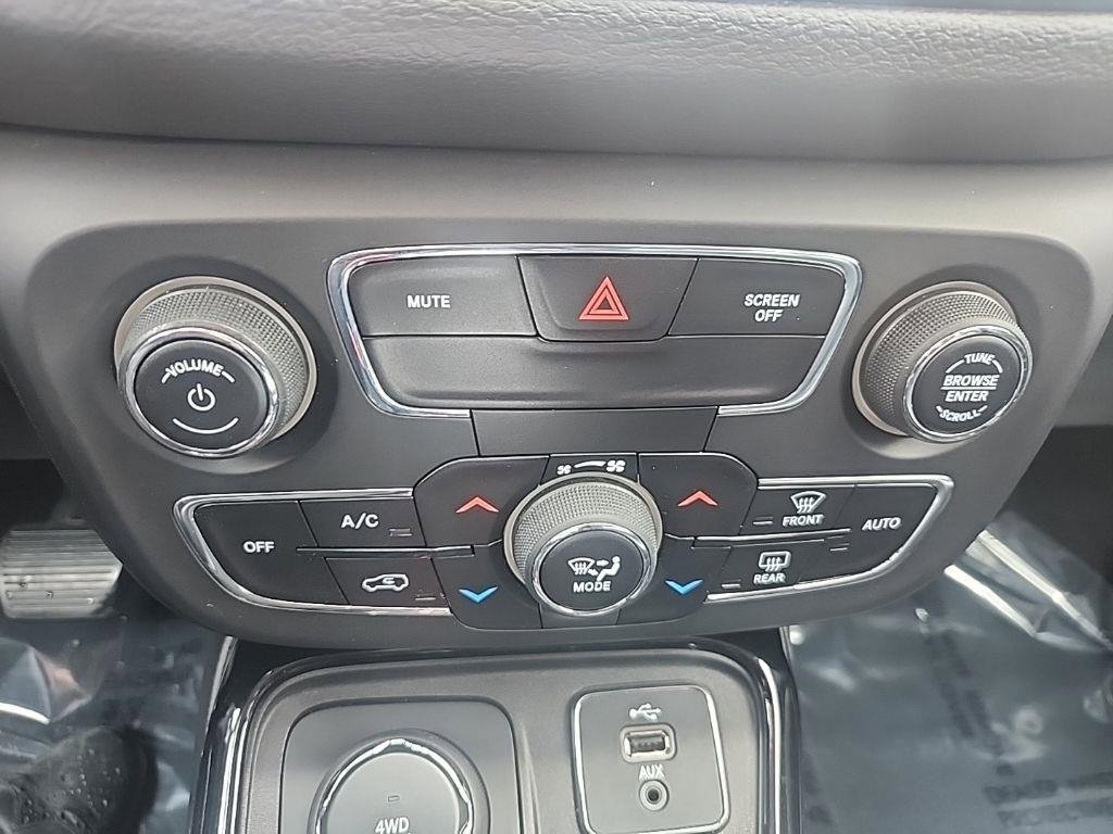 Used 2018 Jeep Compass Limited image 19