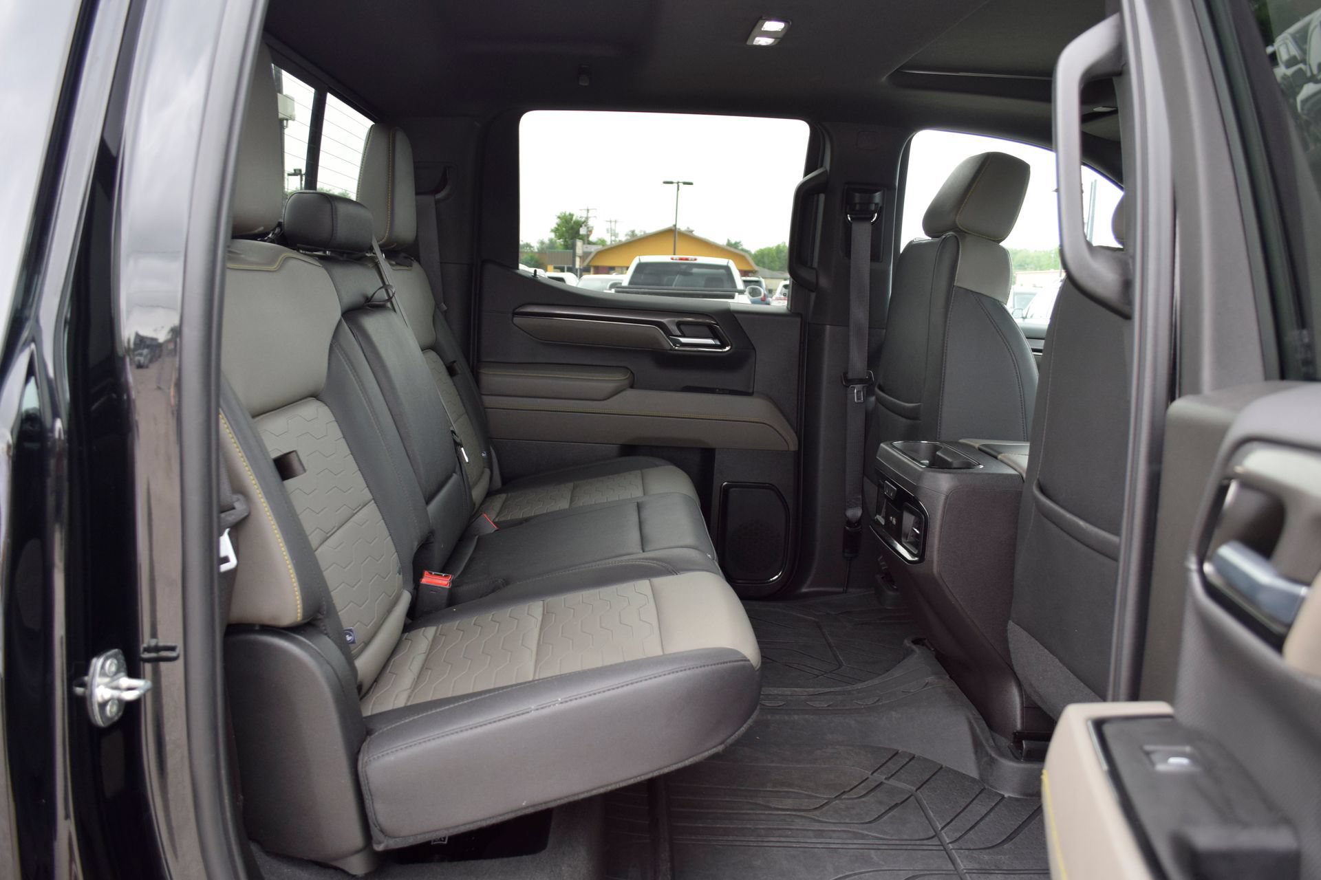 Used 2024 Chevrolet Silverado 1500 ZR2 AWD/4WD image 22