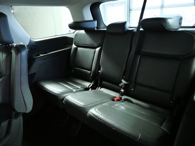 Certified 2025 Ford Expedition Active AWD/4WD image 15