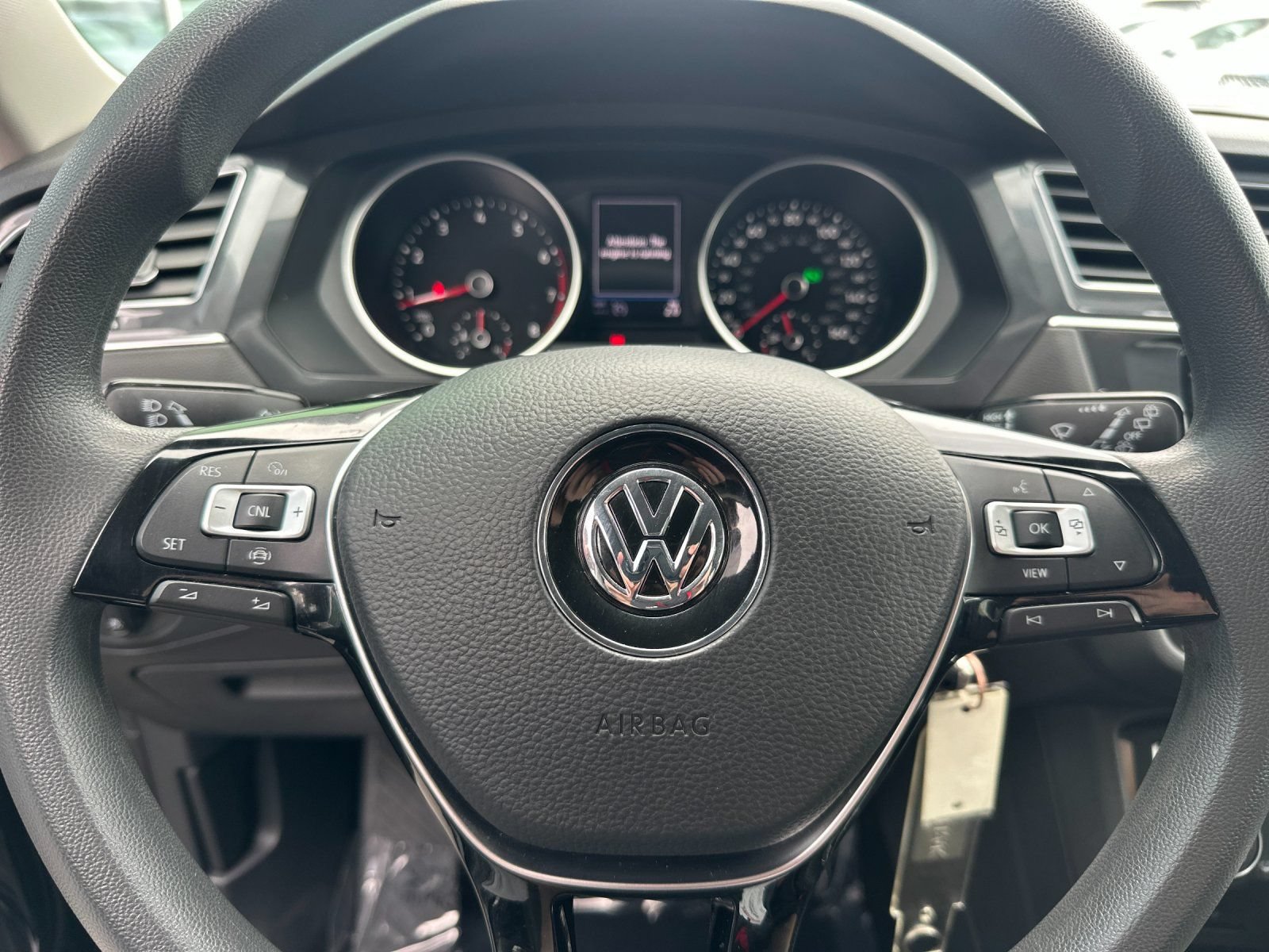 Used 2021 Volkswagen Tiguan S FWD image 27