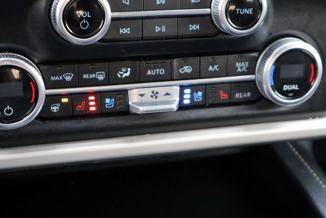 Certified 2023 Ford Expedition XLT image 7
