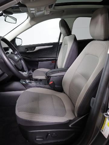 Certified 2022 Ford Escape SE w/ SE Sport Appearance Package AWD/4WD image 9