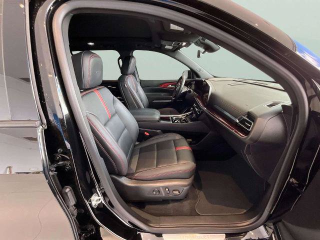 Used 2024 Chevrolet Traverse RS AWD/4WD image 20