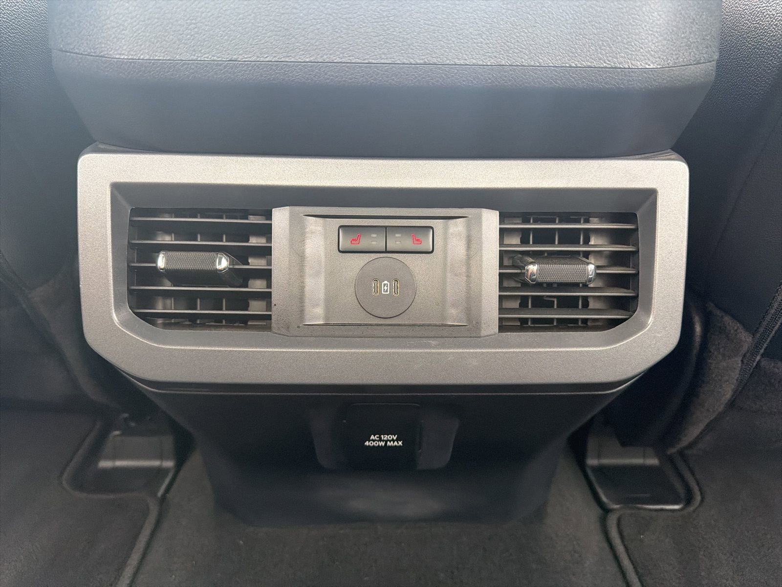 Certified 2025 Ford F250 Lariat w/ FX4 Off-Road Package image 23