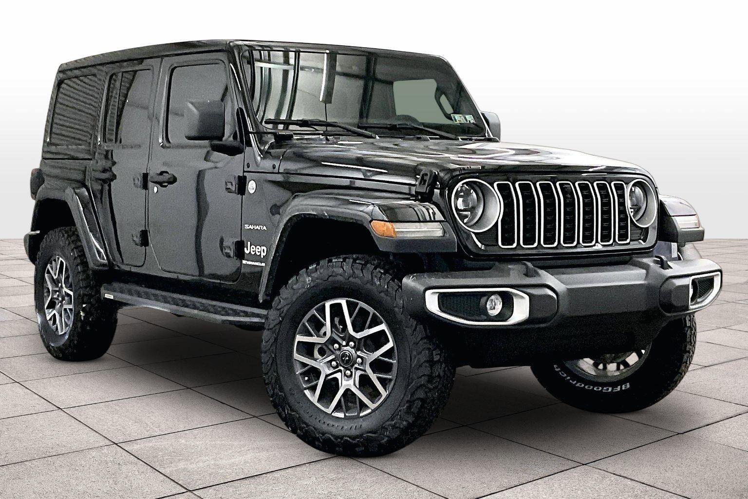 Used 2024 Jeep Wrangler Sahara w/ Technology Group image 2