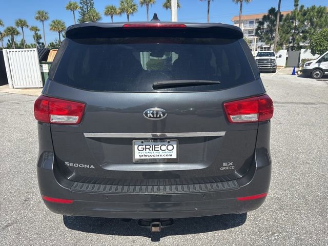 Used 2017 Kia Sedona EX image 3