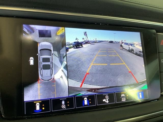 Used 2023 Buick Enclave Avenir w/ Avenir Technology Package image 22
