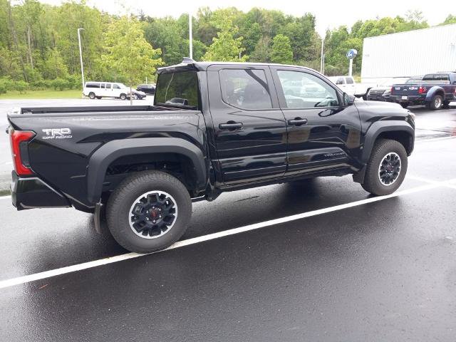 Used 2024 Toyota Tacoma TRD Off-Road AWD/4WD image 20