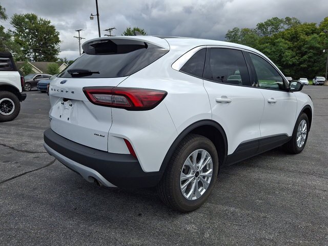 Certified 2023 Ford Escape Active AWD/4WD image 7