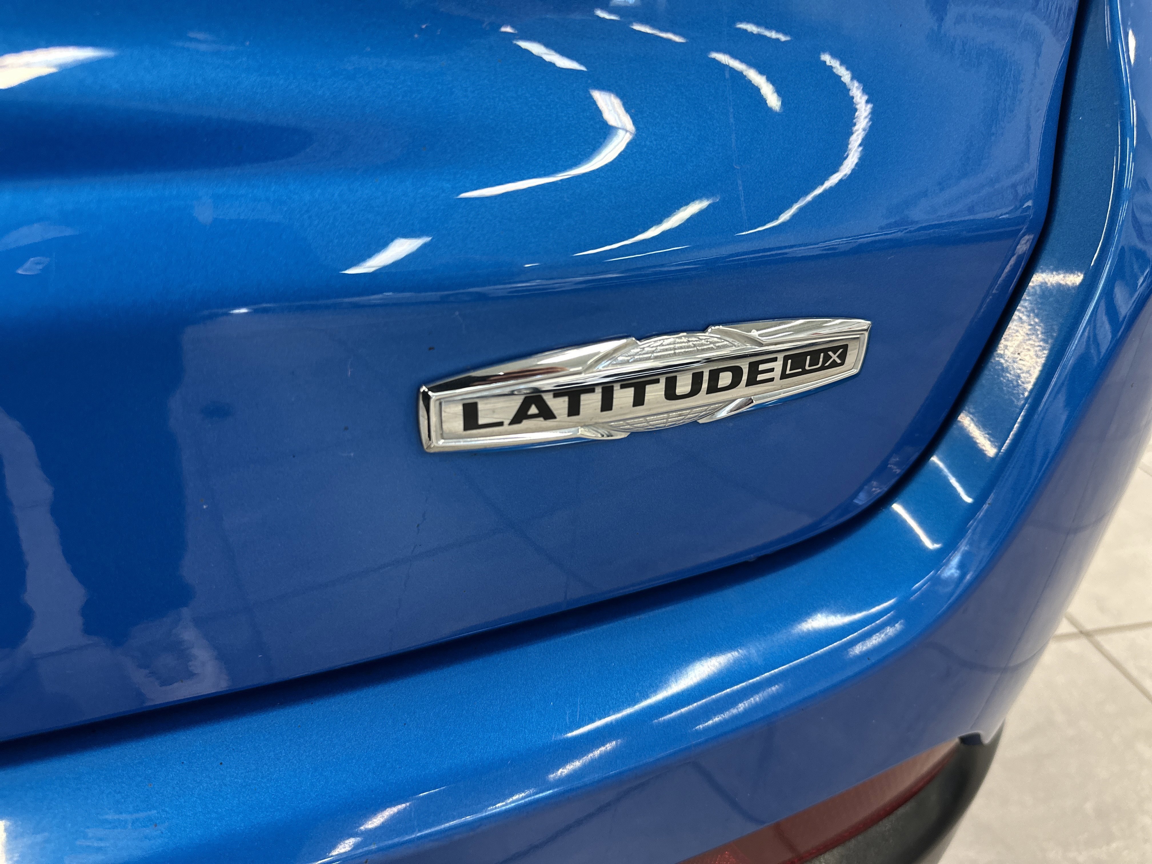 Used 2022 Jeep Compass Latitude w/ Sun and Sound Group image 18