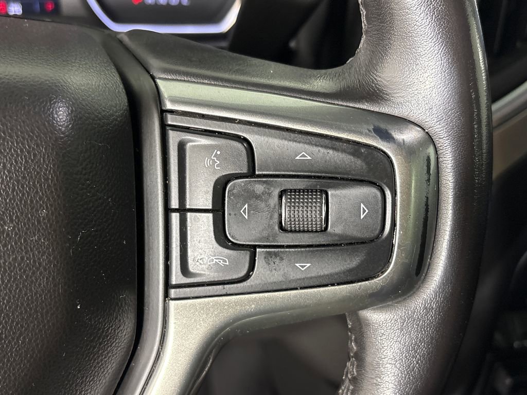 Used 2020 Chevrolet Silverado 1500 LTZ AWD/4WD image 18