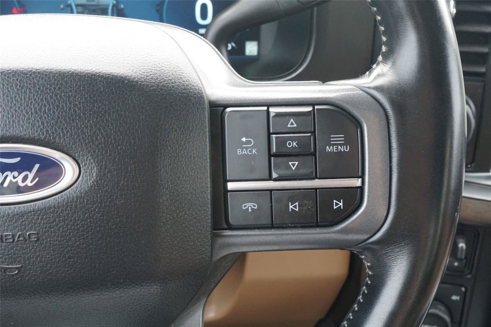 Certified 2023 Ford F450 Lariat w/ Lariat Ultimate Package AWD/4WD image 16