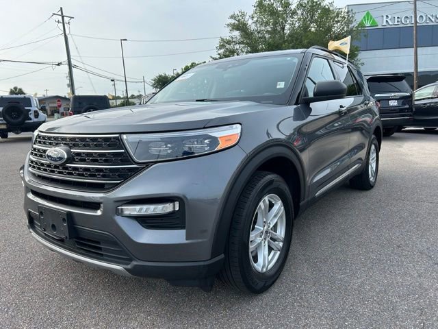 Certified 2023 Ford Explorer XLT w/ Equipment Group 202A AWD/4WD image 4