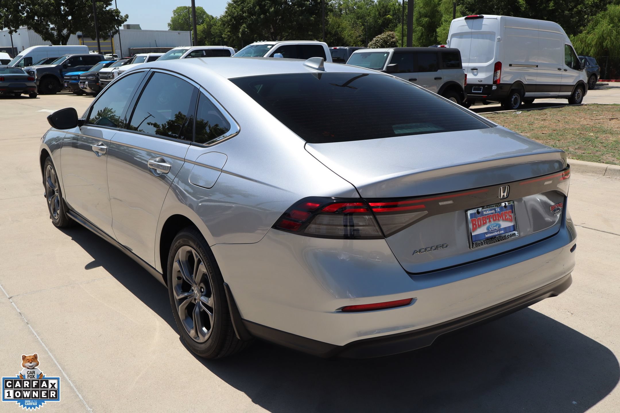 Used 2023 Honda Accord EX image 6