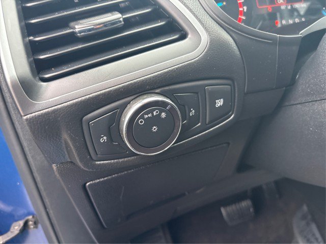 Certified 2020 Ford Edge SE w/ Cargo Accessory Package FWD image 16