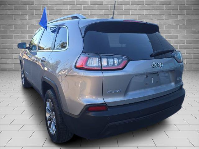 Used 2019 Jeep Cherokee Latitude Plus w/ Comfort/Convenience Group AWD/4WD image 3