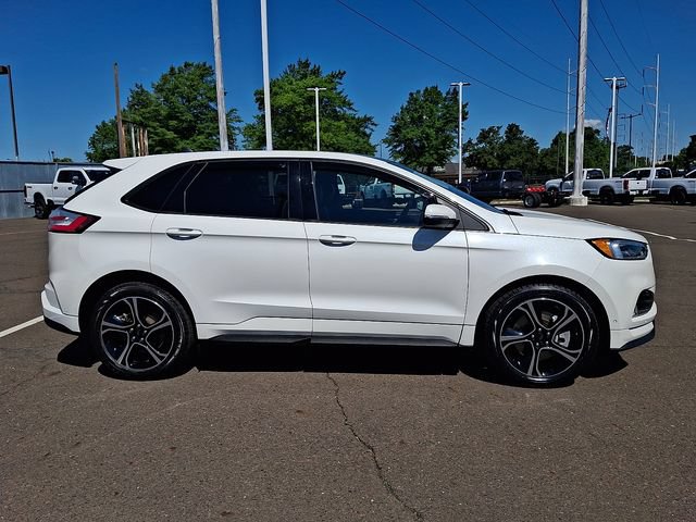 Certified 2022 Ford Edge ST w/ Equipment Group 401A AWD/4WD image 7
