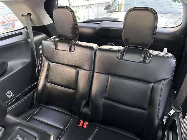 Certified 2023 Ford Explorer XLT w/ Equipment Group 202A AWD/4WD image 11