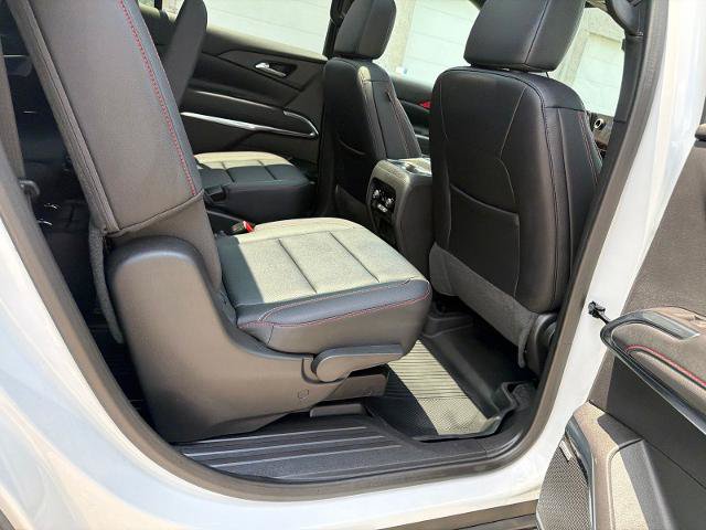 Used 2025 Chevrolet Traverse Z71 w/ Enhanced Driving Package AWD/4WD image 26