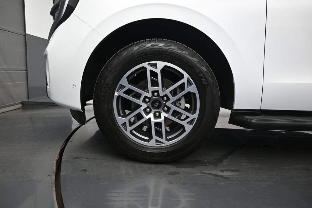 Certified 2025 Ford Expedition Max Active AWD/4WD image 30