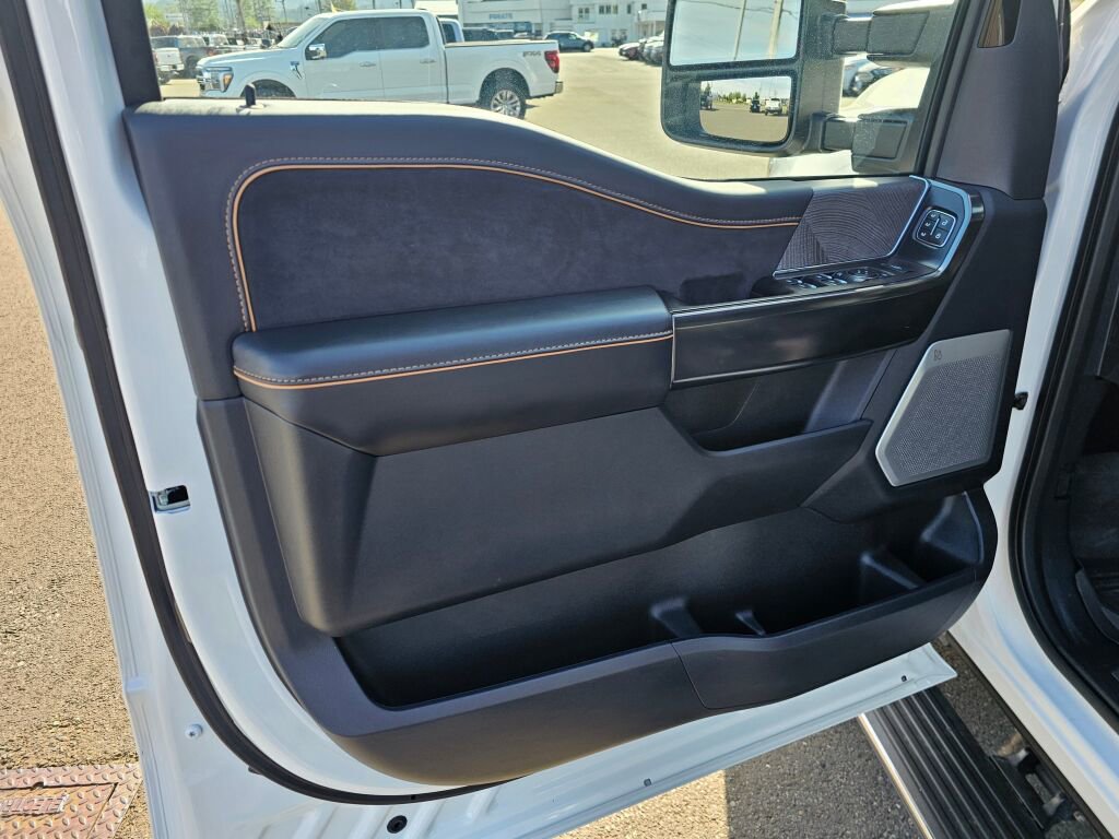 Certified 2023 Ford F150 Platinum w/ Equipment Group 701A High AWD/4WD image 16