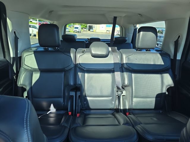Certified 2025 Ford Expedition Max Platinum AWD/4WD image 16