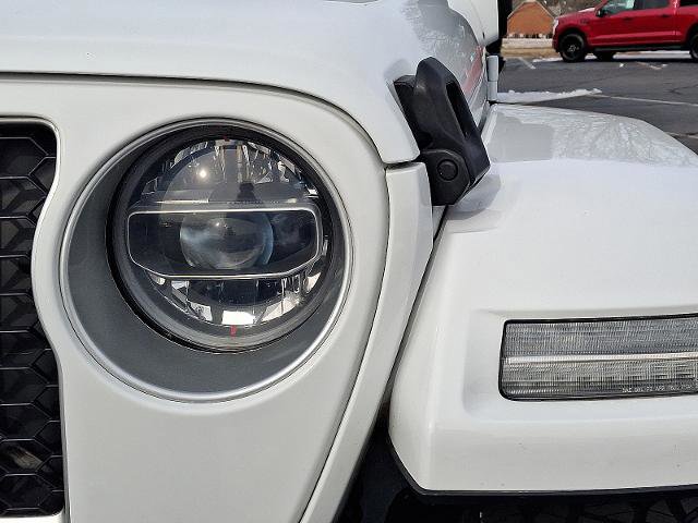 Used 2022 Jeep Wrangler Unlimited Sahara w/ Cold Weather Group image 9