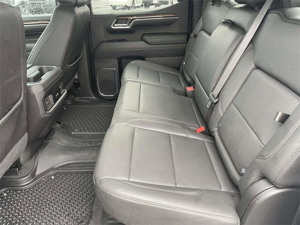 Used 2024 Chevrolet Silverado 1500 LT Trail Boss w/ LT Trail Boss Premium Package image 12