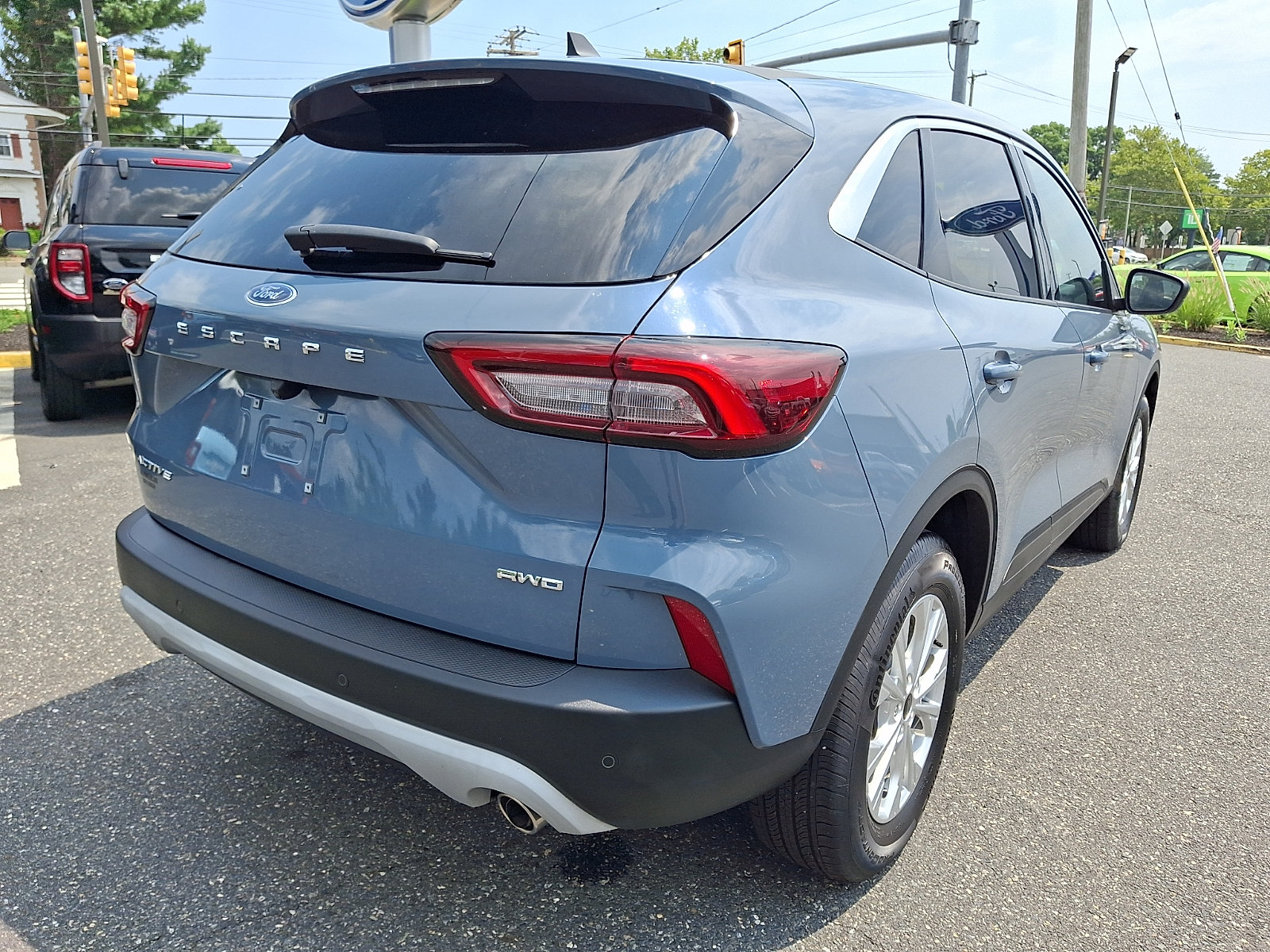 Certified 2023 Ford Escape Active w/ Tech Pack #1 AWD/4WD image 10