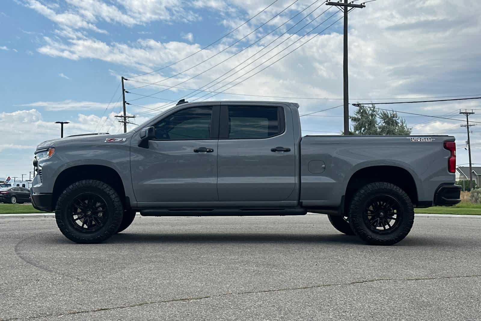 Used 2024 Chevrolet Silverado 1500 LT Trail Boss w/ Convenience Package II AWD/4WD image 5
