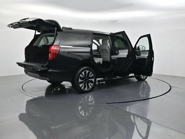 Certified 2025 Ford Expedition Platinum w/ Driver's Package AWD/4WD image 55