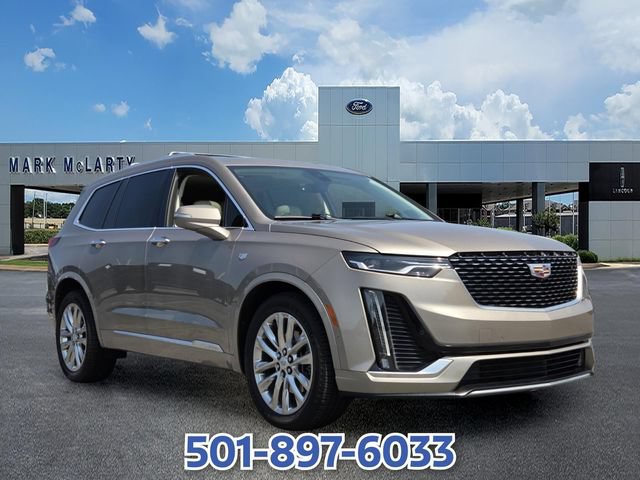 Used 2022 Cadillac XT6 Premium Luxury w/ Technology Package FWD image 7