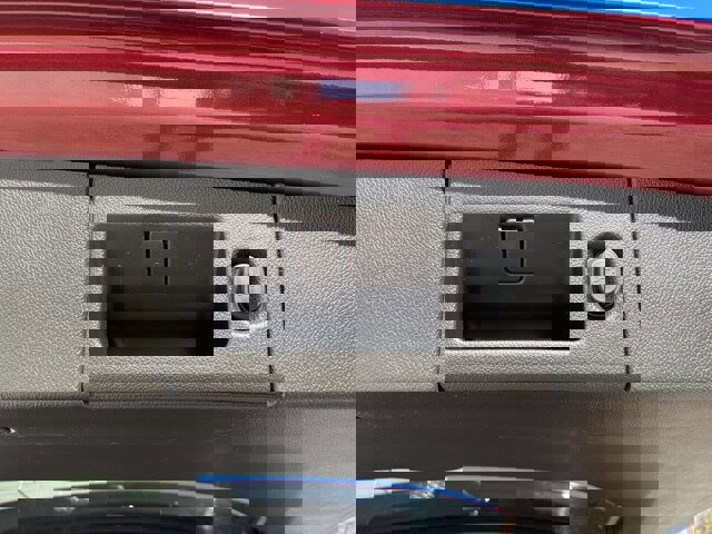 Used 2016 GMC Yukon SLT w/ Premium Edition image 10