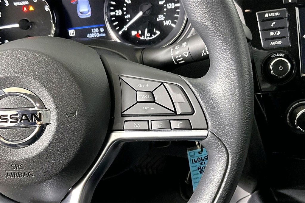 Used 2021 Nissan Rogue Sport S image 15