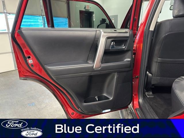 Used 2022 Toyota 4Runner SR5 Premium image 27