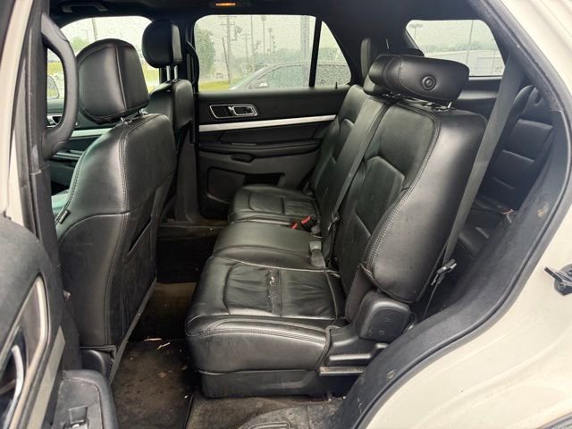 Certified 2017 Ford Explorer XLT w/ Equipment Group 202A FWD image 18