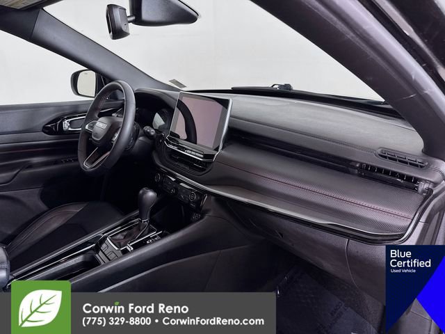 Used 2024 Jeep Compass Trailhawk AWD/4WD image 29