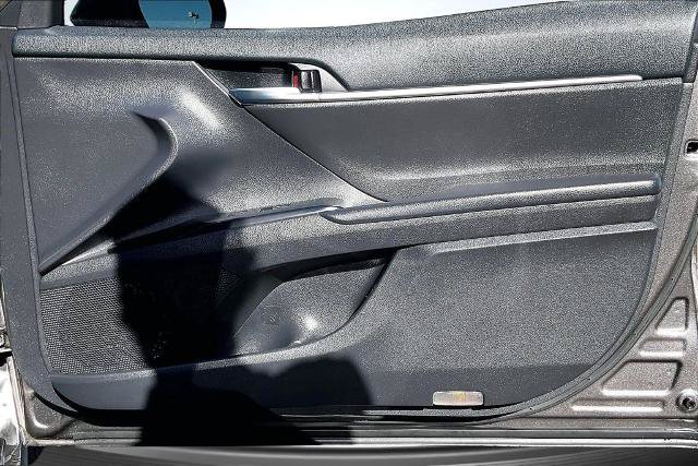 Used 2019 Toyota Camry SE FWD image 24
