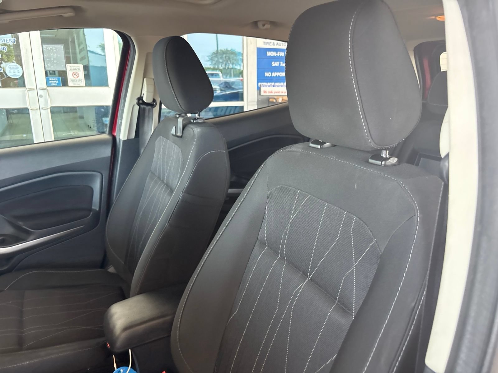 Certified 2021 Ford EcoSport SE w/ SE Convenience Package FWD image 6